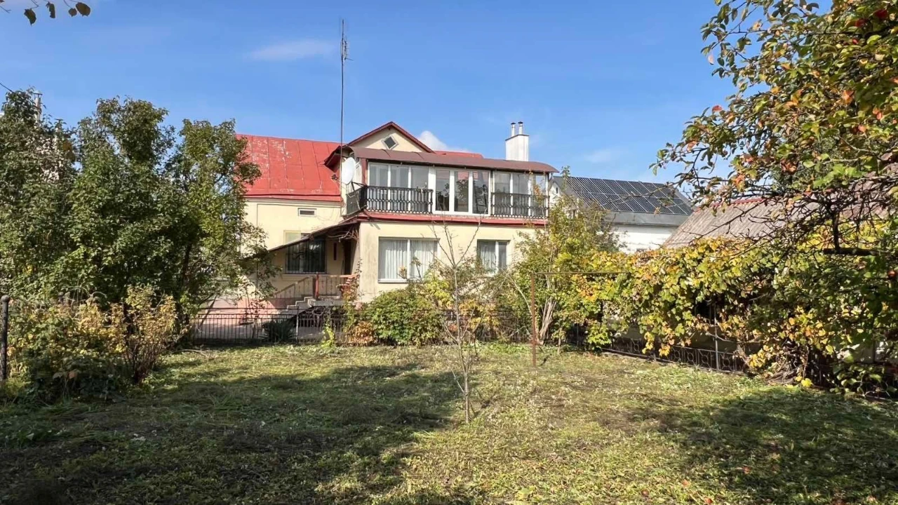 Продається будинок в Почаєві
