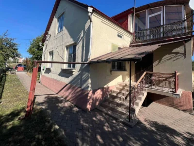 Продається будинок в Почаєві
