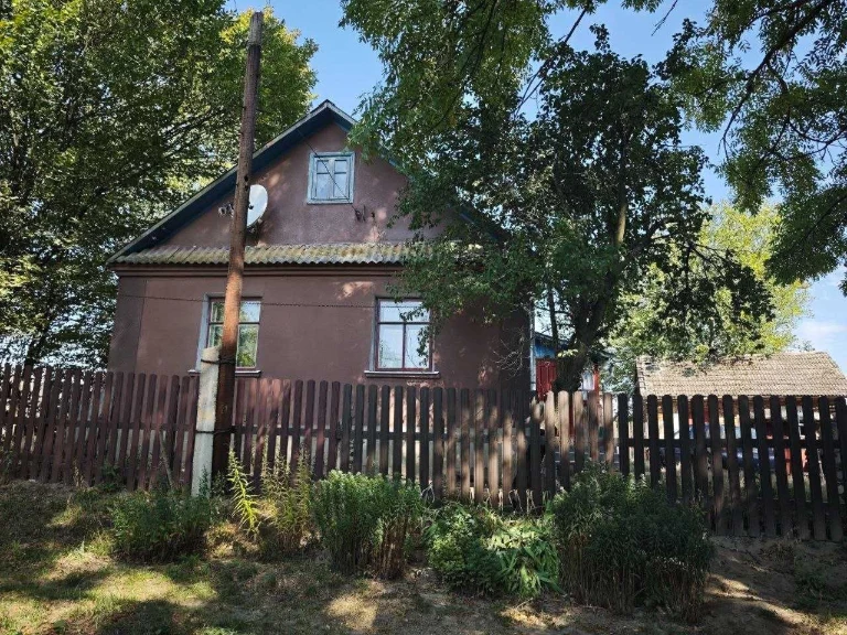 Приватний будинок в 10км від м.Почаїв