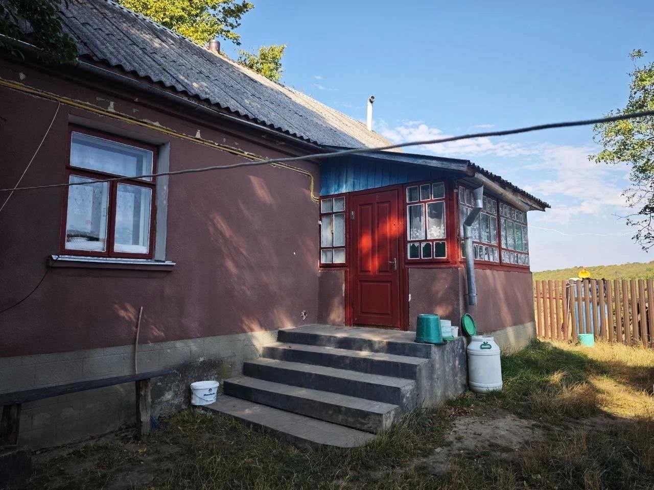 Приватний будинок в 10км від м.Почаїв