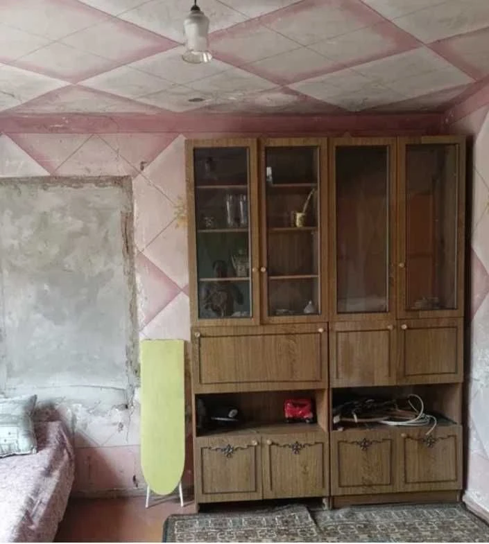 Продам дом в Мерефе.(Кринычки). Участок 6 сот Печное отопл Т
