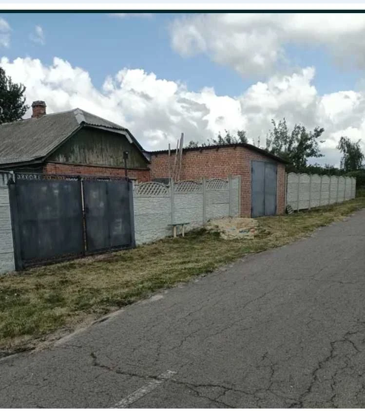 Продам дом в Мерефе.(Кринычки). Участок 6 сот Печное отопл Т
