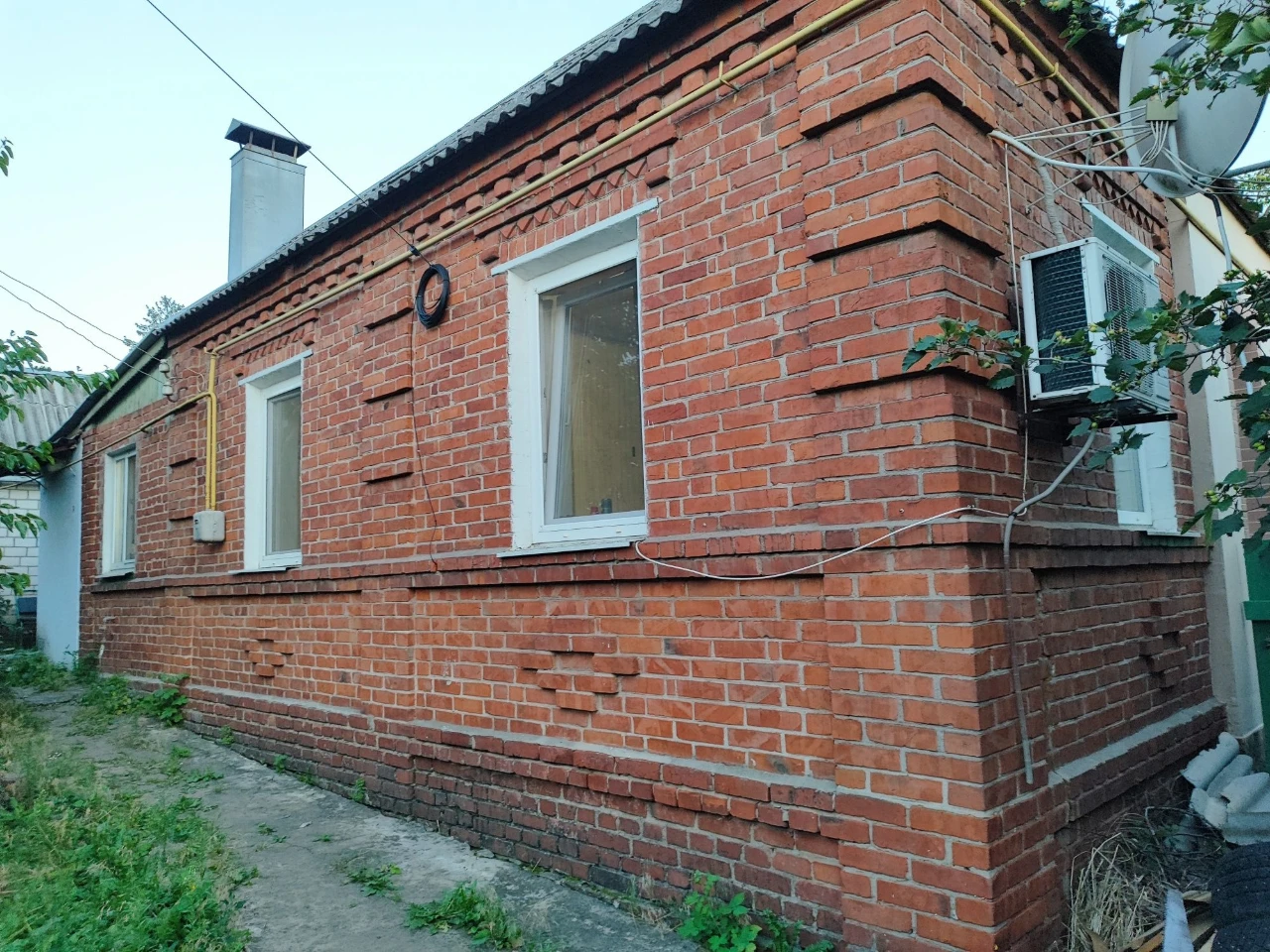 Продається частина житлового будинку в Мерефі