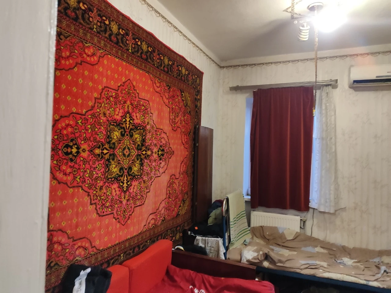 Продається частина житлового будинку в Мерефі