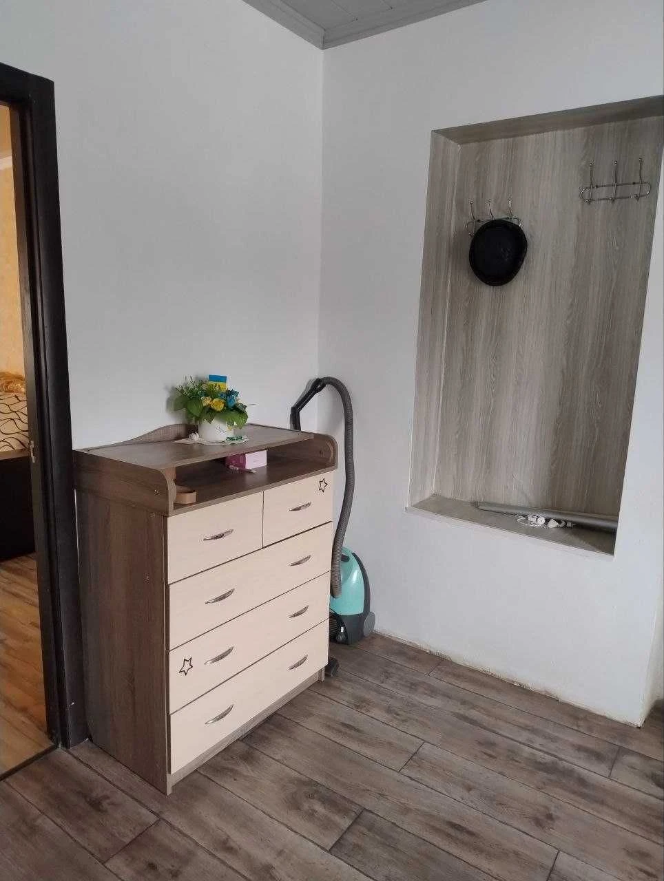 Продам кирпичный дом 108м2, земельный участок 25 соток г. Ме