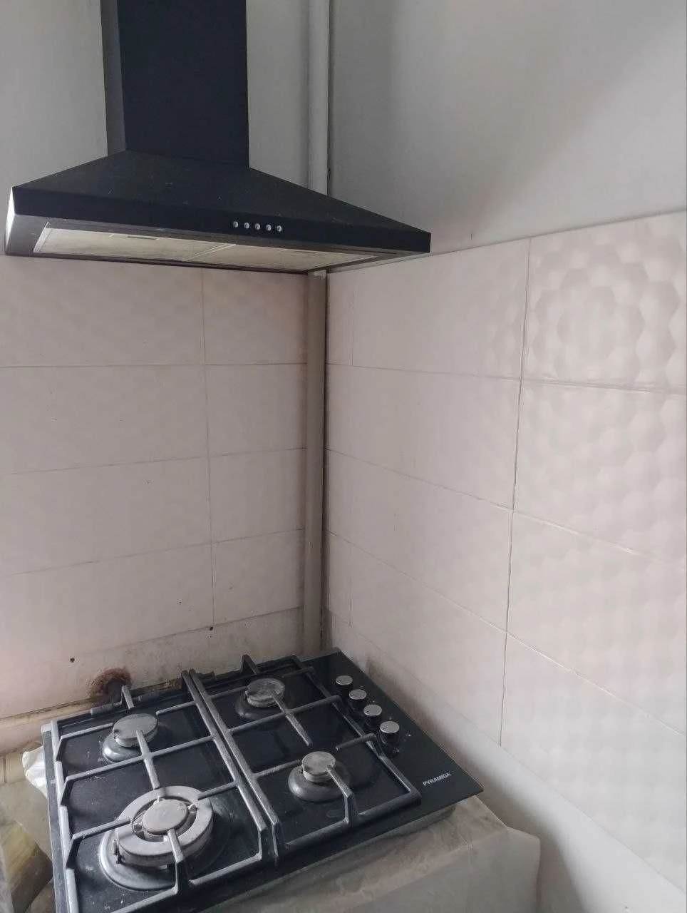Продам кирпичный дом 108м2, земельный участок 25 соток г. Ме