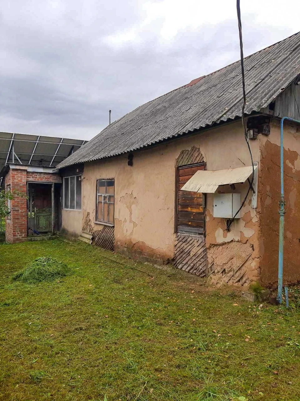Продам участок с домом Мерефа. Бизнес по продаже электричест