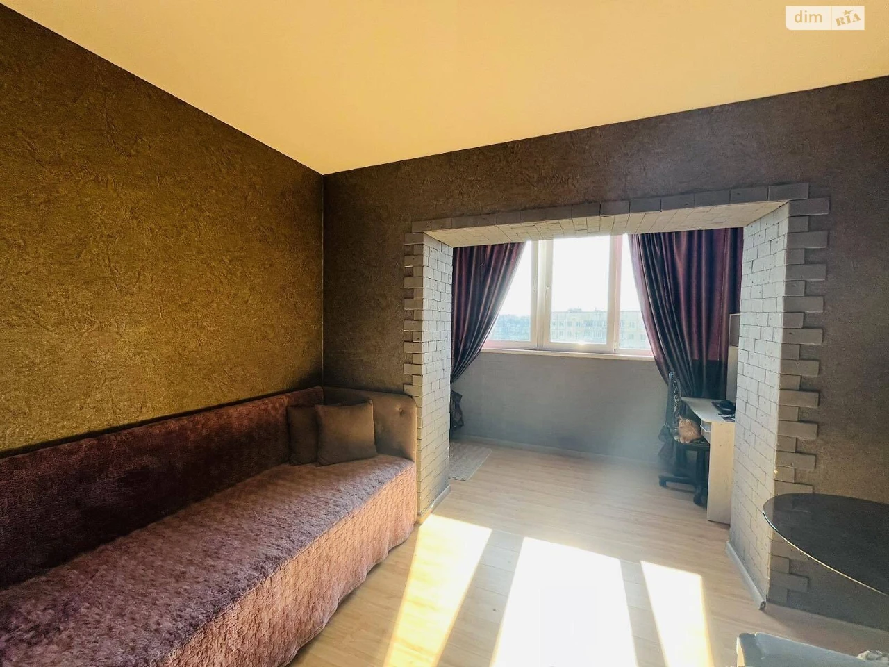Продажа квартиры Красный Камень.