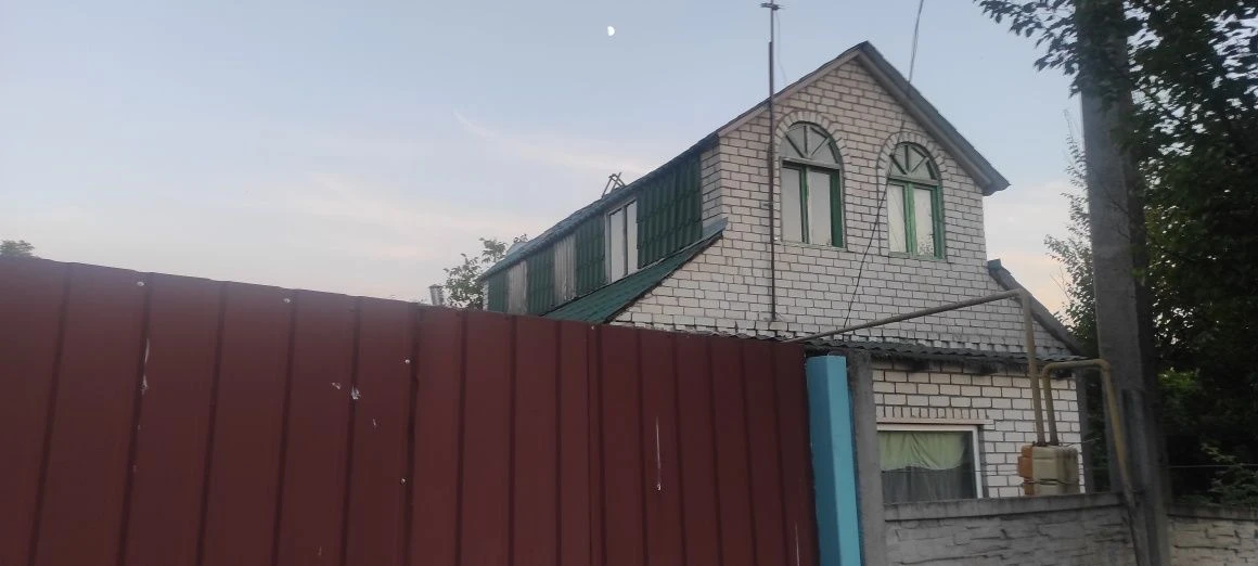 Продам будинок в м Мерефа.