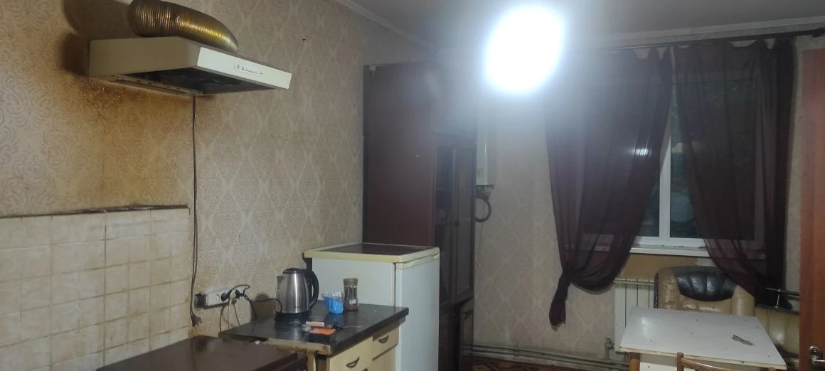 Продам будинок в м Мерефа.