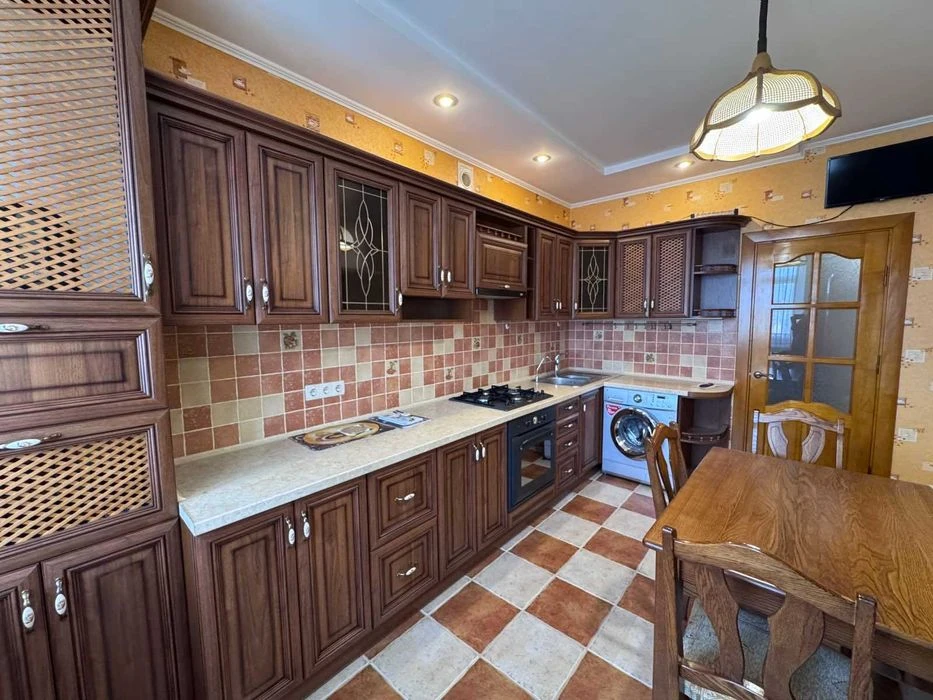 3-room apartment for sale with furniture and appliances, Nezale Street