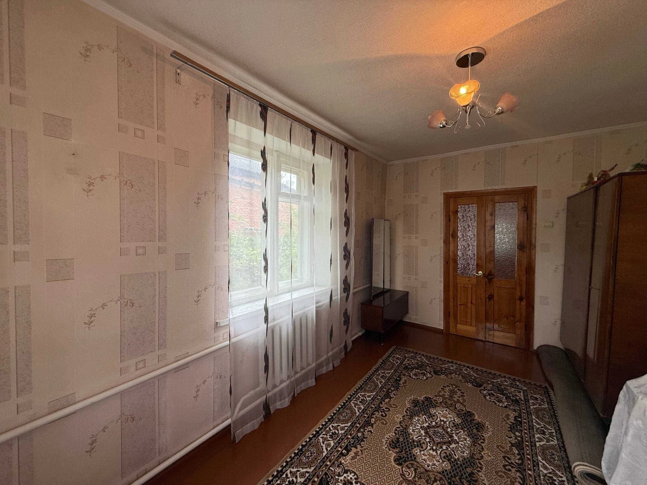 Продам 5кімнатний будинок у місті Мерефа