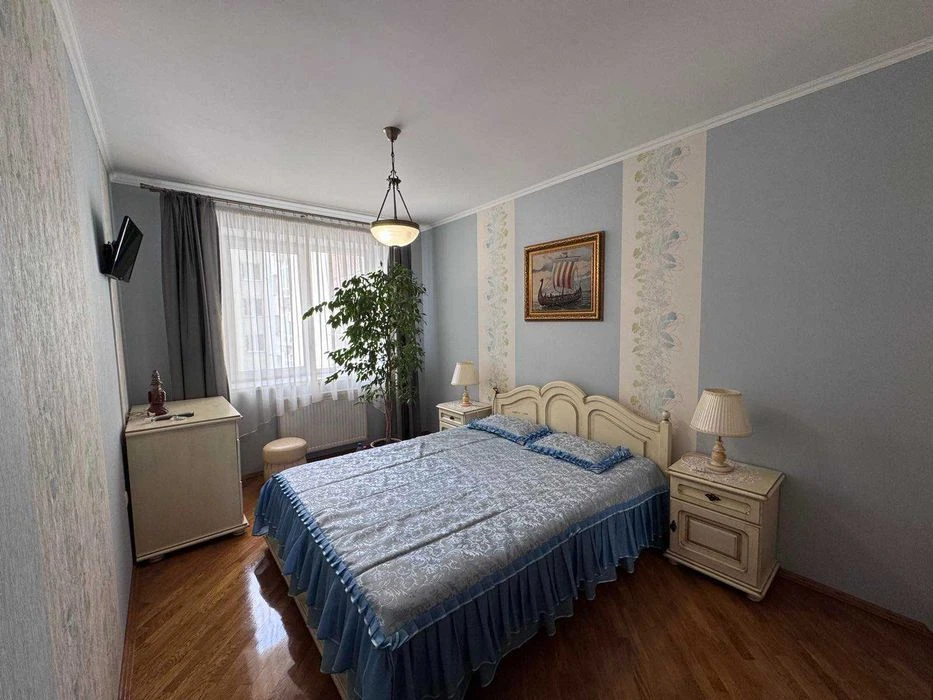 3-room apartment for sale with furniture and appliances, Nezale Street