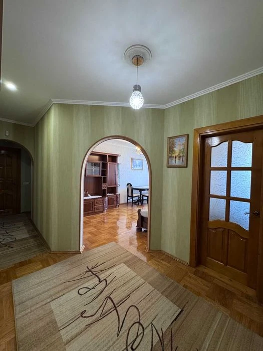 3-room apartment for sale with furniture and appliances, Nezale Street