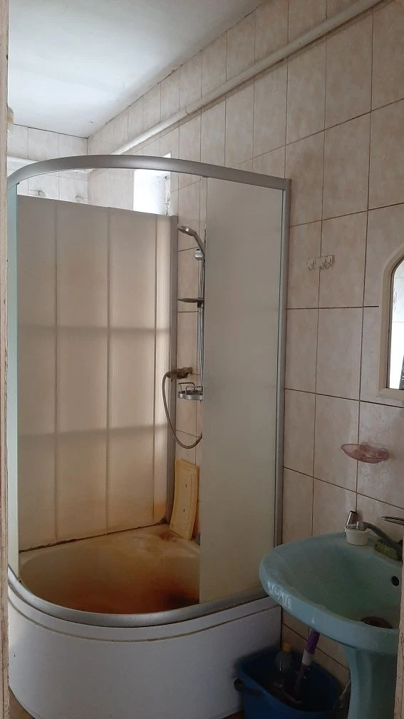 Продам капітальний будинок в Мерефі