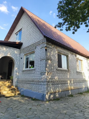 Продається шикарний будинок в Мерефі коло бору