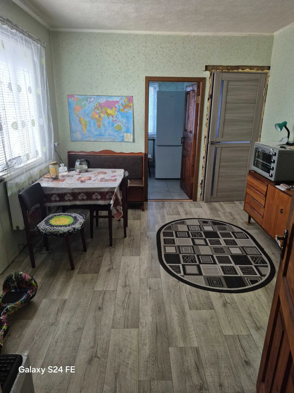 Продам добротный 2_х этажный дом г.Мерефа р_н центра
