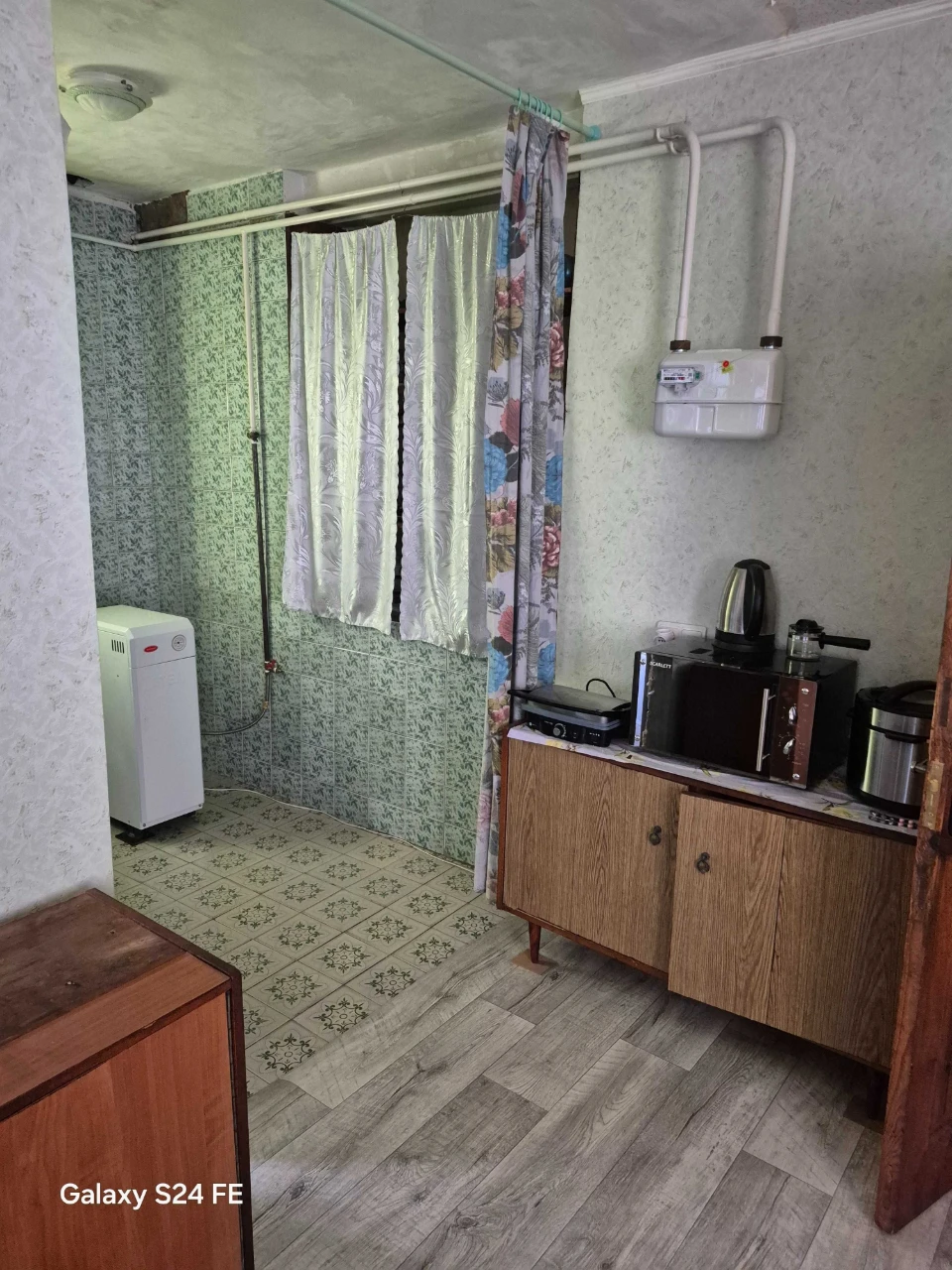 Продам добротный 2_х этажный дом г.Мерефа р_н центра