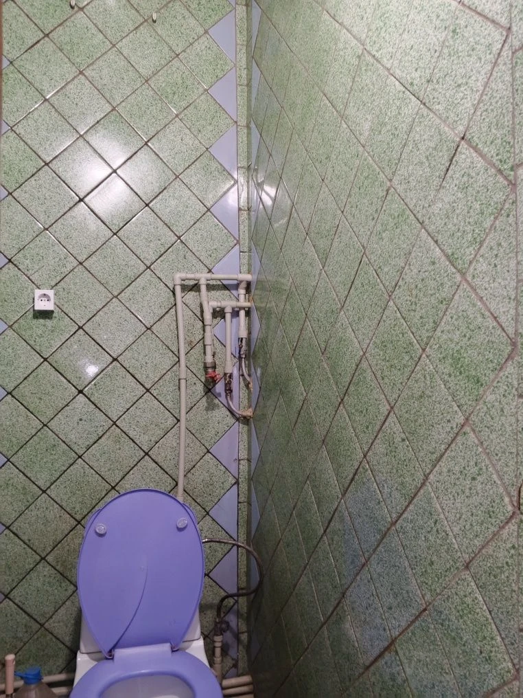 Продаю добротный кирпичный дом в самом центре г Мерефа