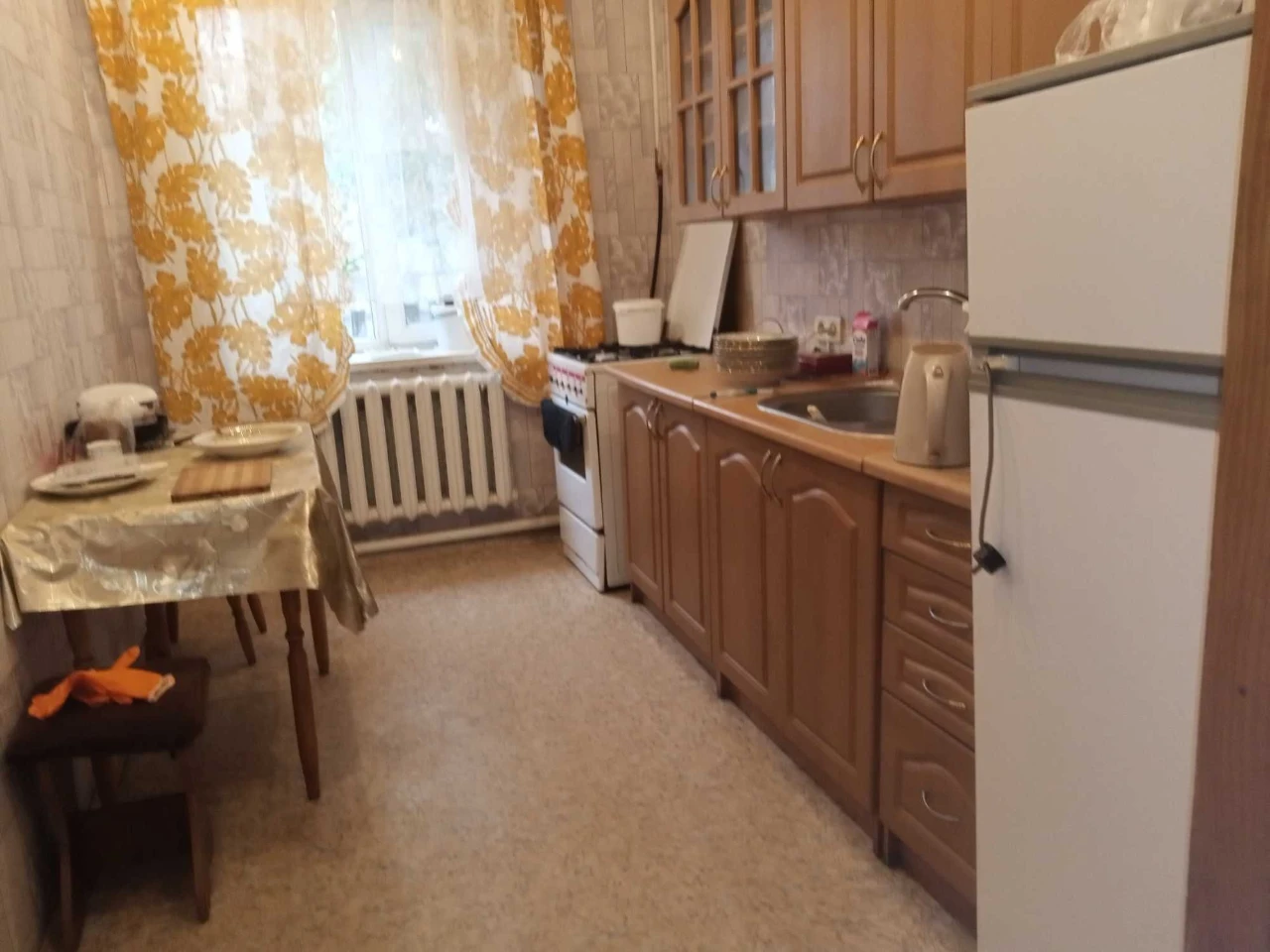Продаємо будинок у тихому центрі м.Мерефа .