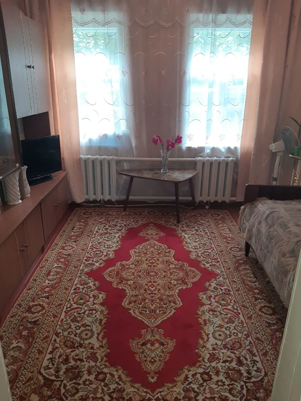 Продам 1/2дома в Мерефе