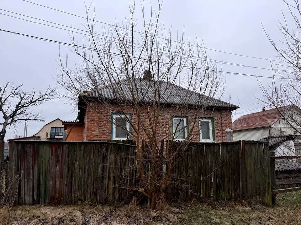Будинок. Остер, Загірна