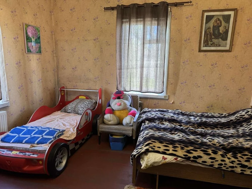 Продам частину будинку в центральній частині міста!
