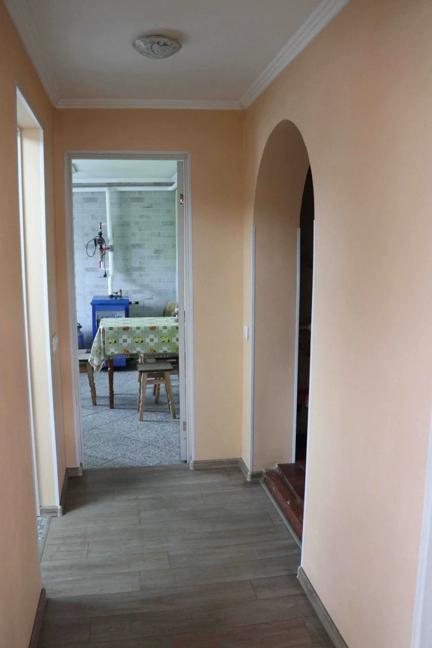 Будинок м.Остер 125м 5кімнат два входи 20сот 58тис торг комі