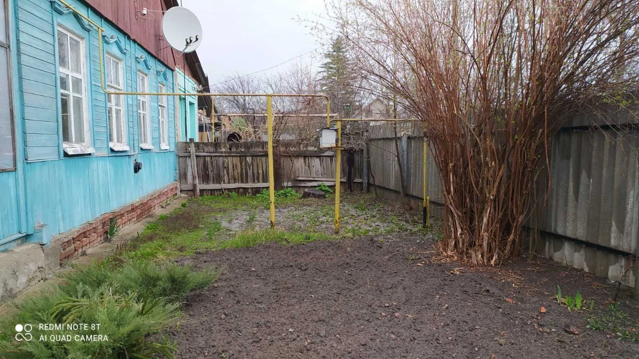 Продам дом/часть, в Комаровке, г. Южный, возможно под дачу.