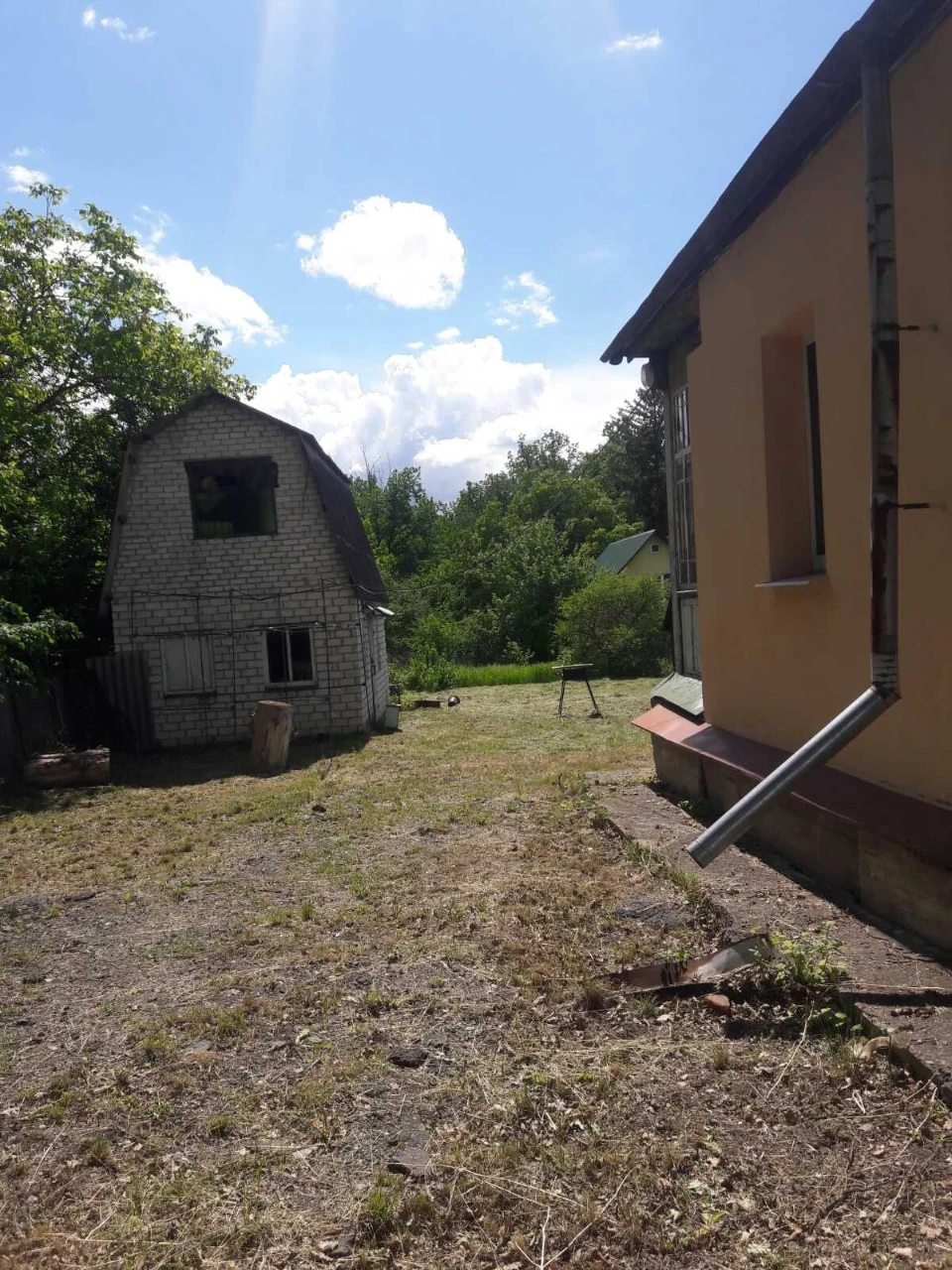 Продам бцдинок в м.Південном