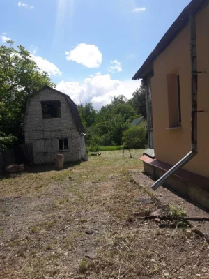 Продам бцдинок в м.Південном