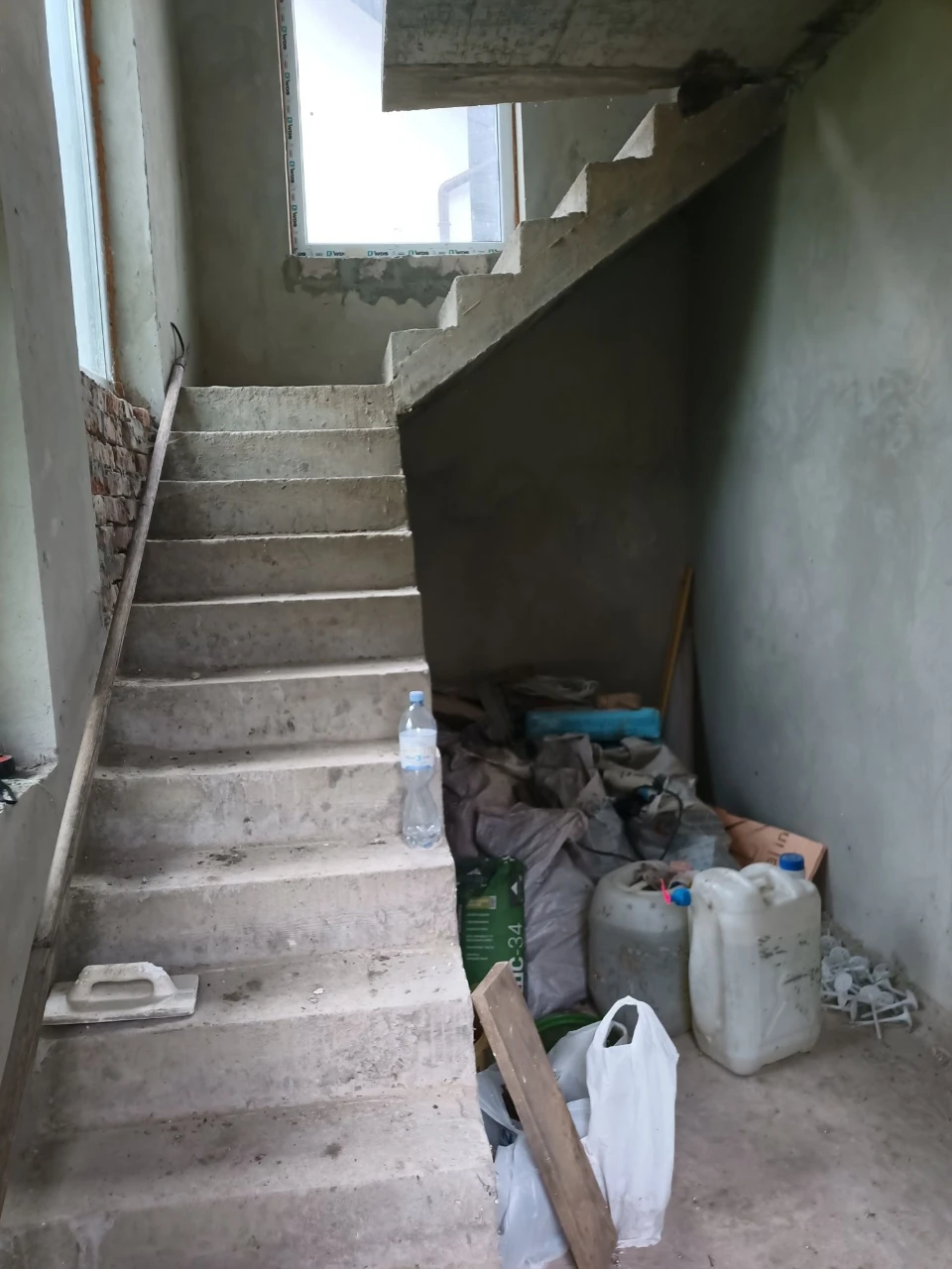 продаж будинку у Винниках