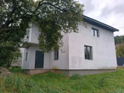 Продаж будинку на Затишній вулиці, Винники