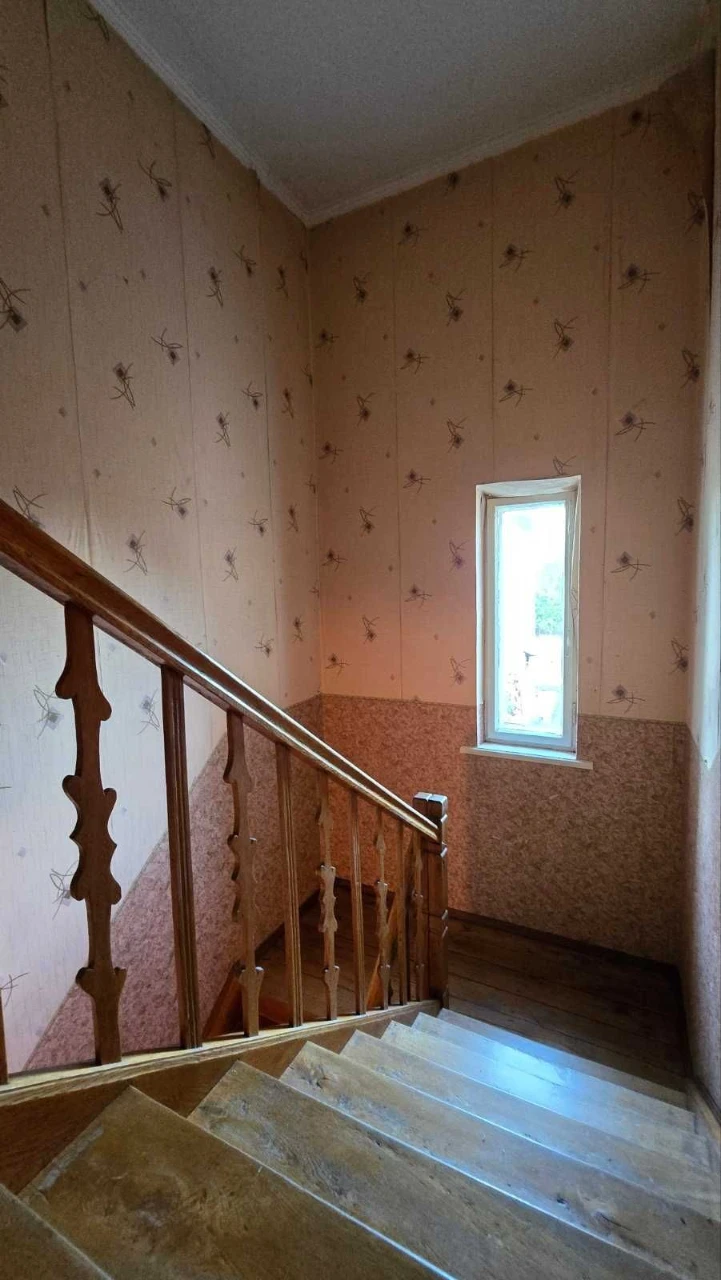 Продаж просторого будинку у м. Винники по вул. Підлисецького