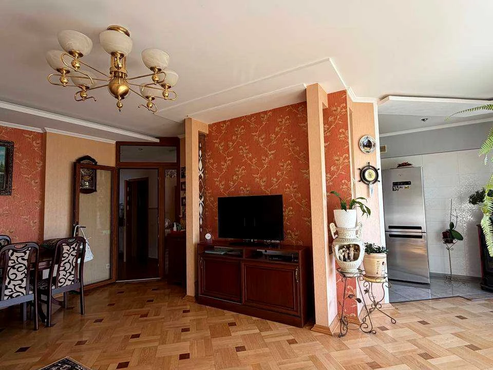 Будинок. Винники (Львів), Дмитра Яворницького вул.