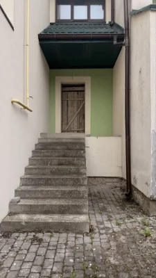 Продаж будинку/котеджу, який межує з парком, 0- циклі , 240