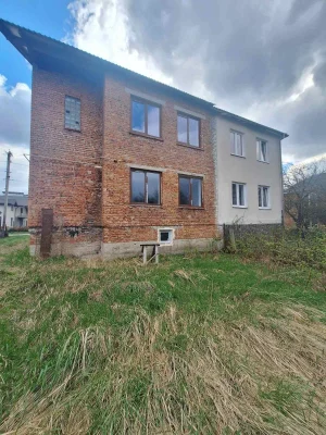 Будинок (дуплекс) в Винниках