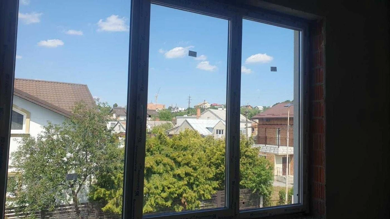 Продаж готового сучасного котеджу у місті Винники по вулиці