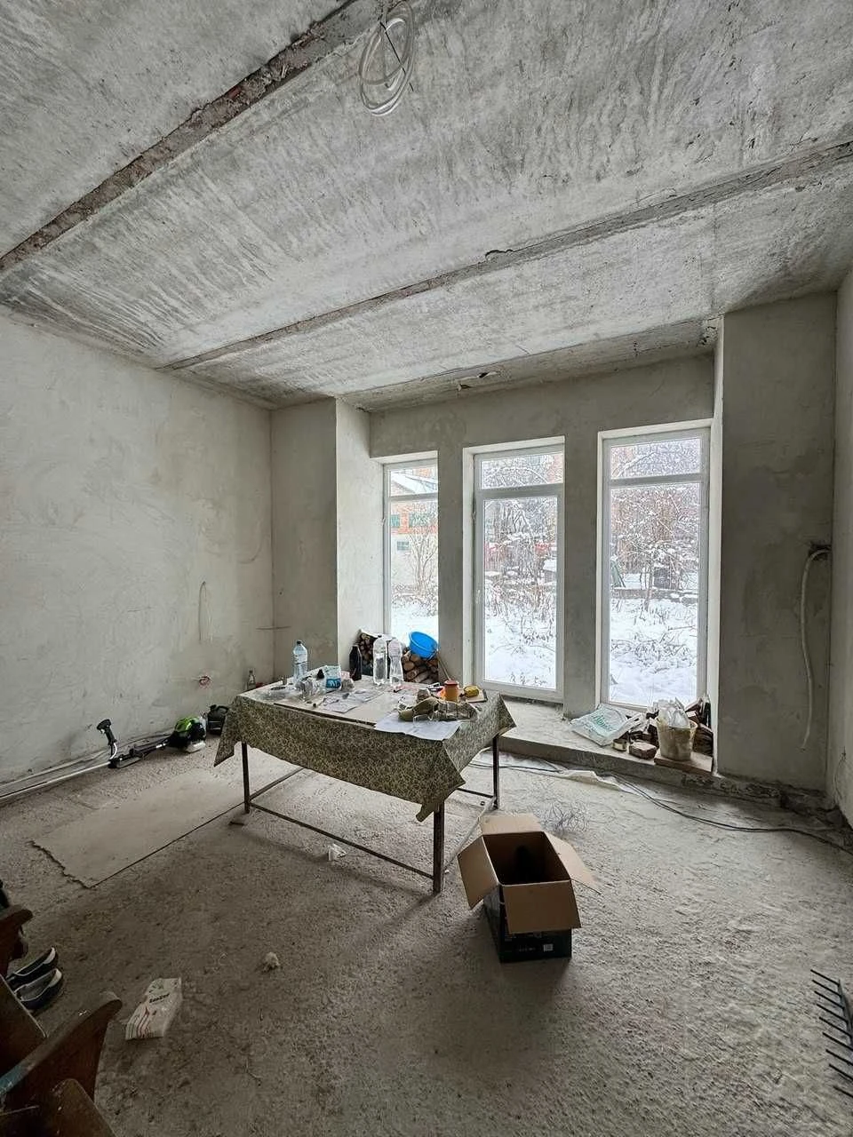 Продаж будинку у Винниках, біля Окружної, 2 поверхи, 153 000