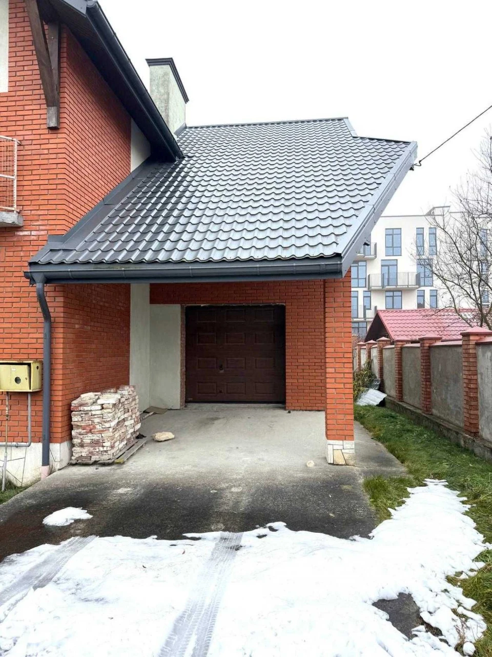 Продаж окремосточого будинку у Винниках