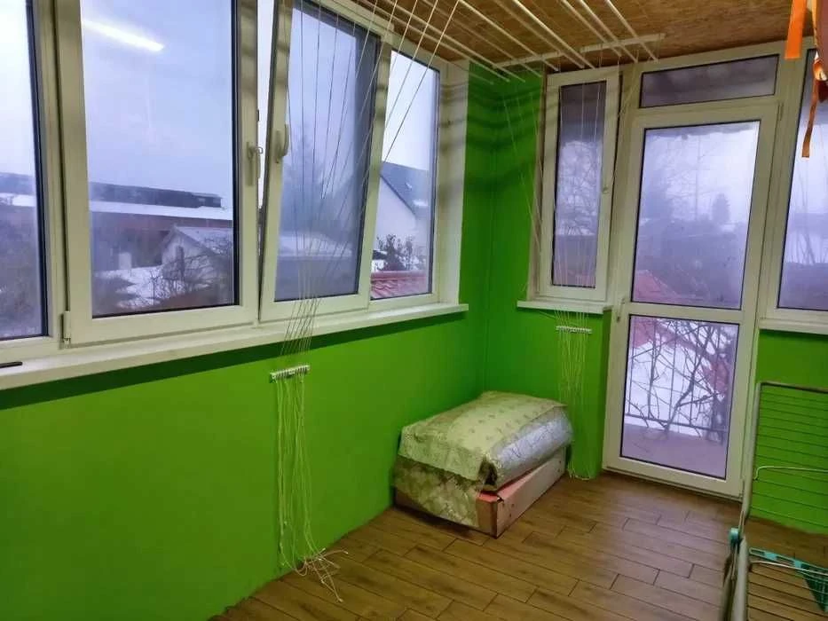 Будинок 298 м²  Львів - Винники, 8 соток, гараж + майстерні,