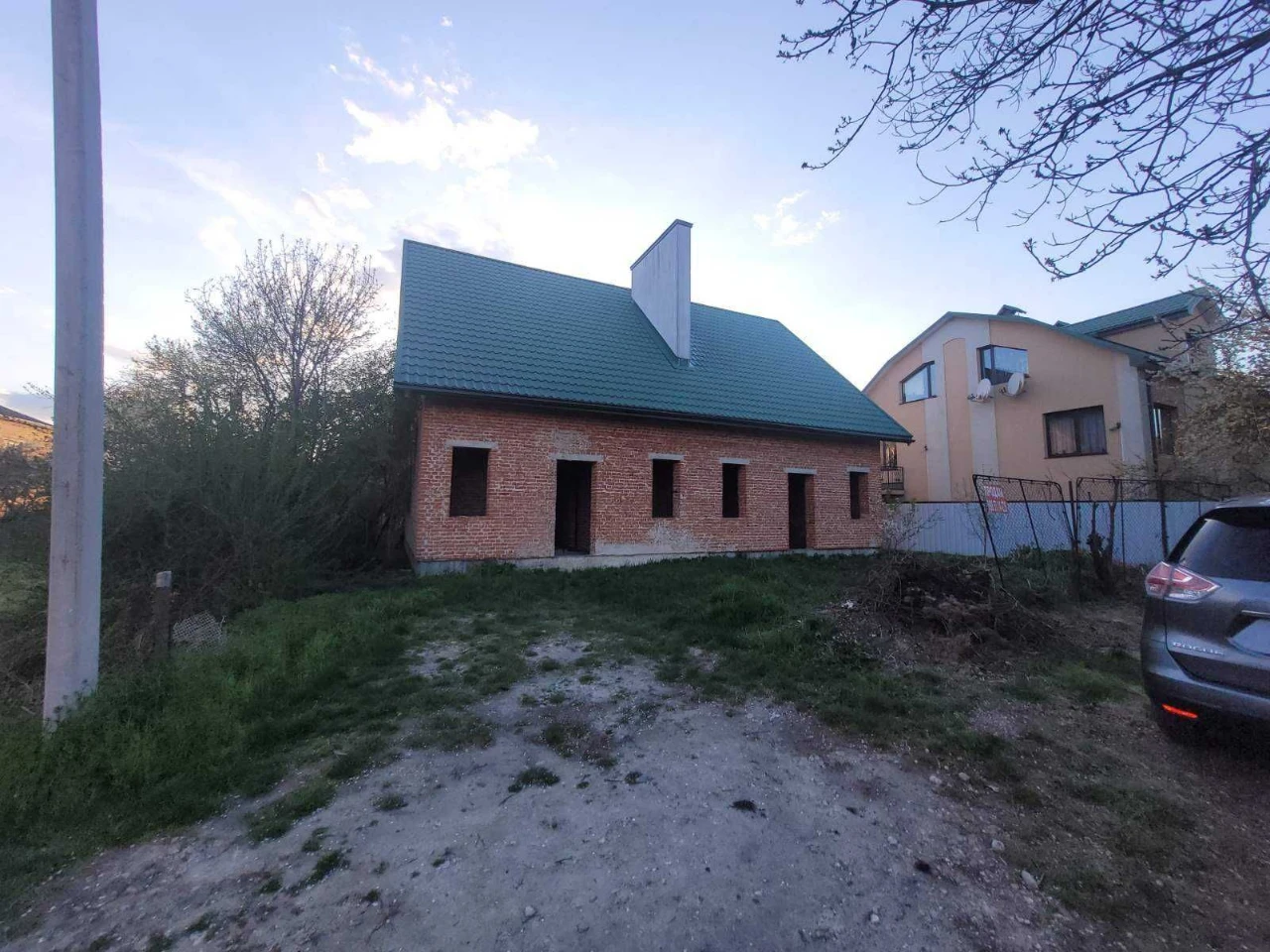 половина будинку та земельна ділянка 2,56 сот., м. Винники