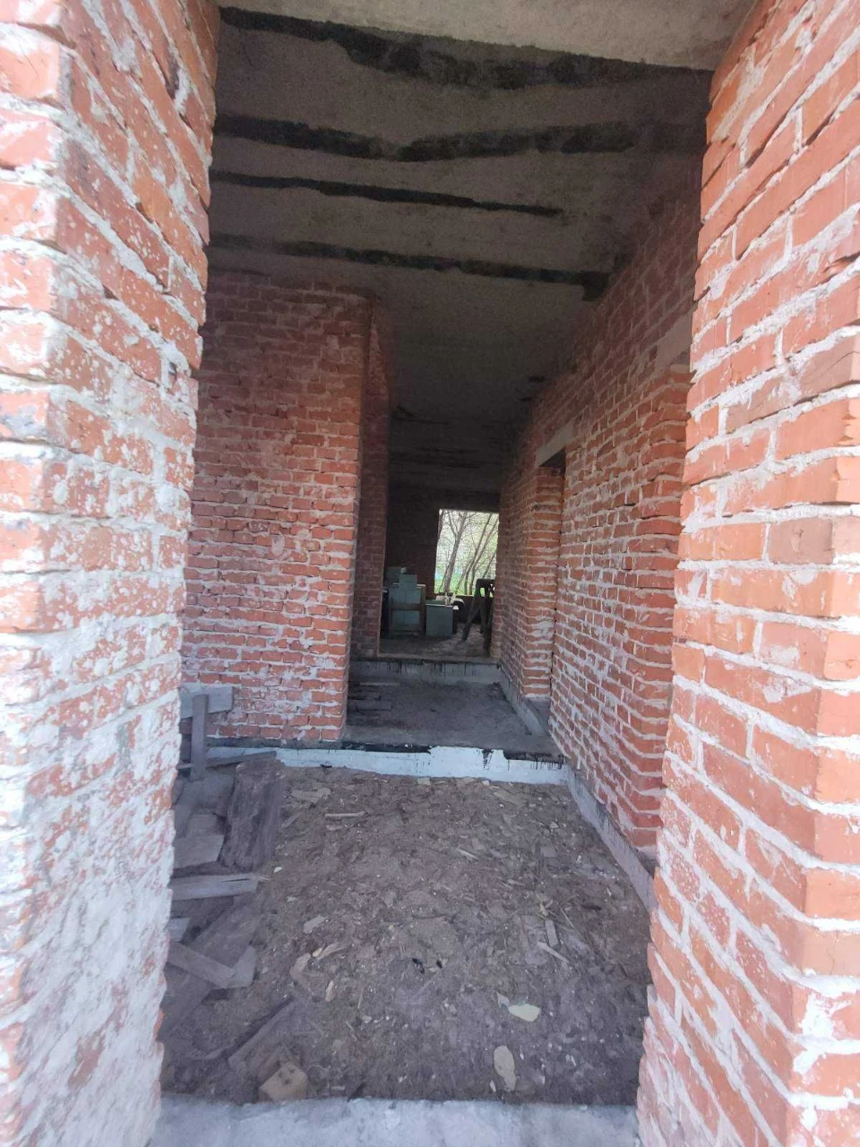 половина будинку та земельна ділянка 2,56 сот., м. Винники