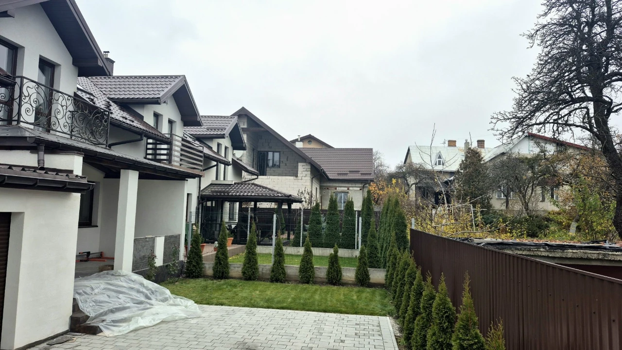 Продаж котеджу 135м. Львів Винники вул. І. Франка.