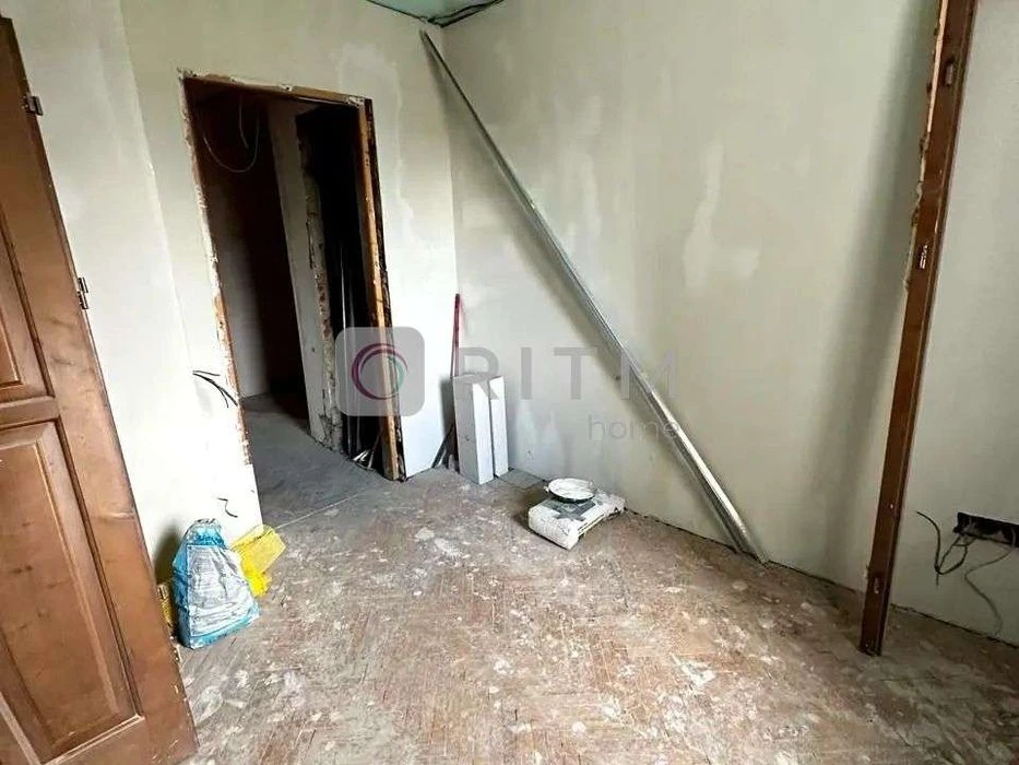 Продаж 3-к. квартири по вул. Південний бульвар