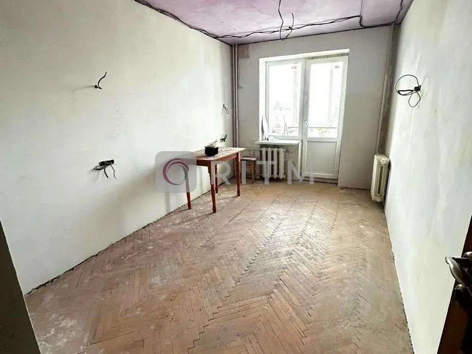 Продаж 3-к. квартири по вул. Південний бульвар