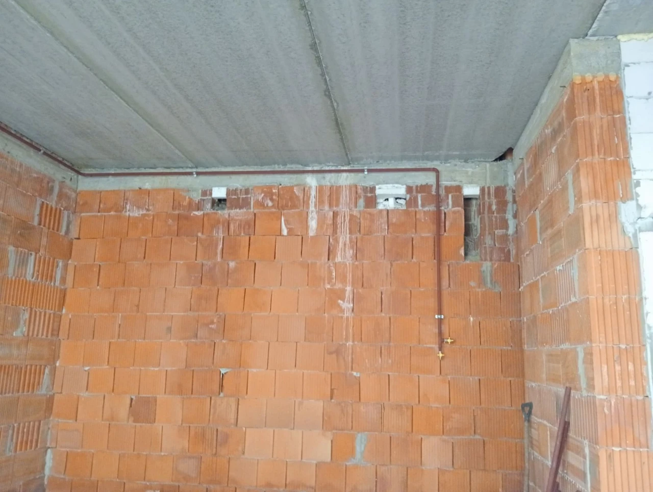 Продаж тауна 100 м 2 центральні комунікації, газ. Вишневе.