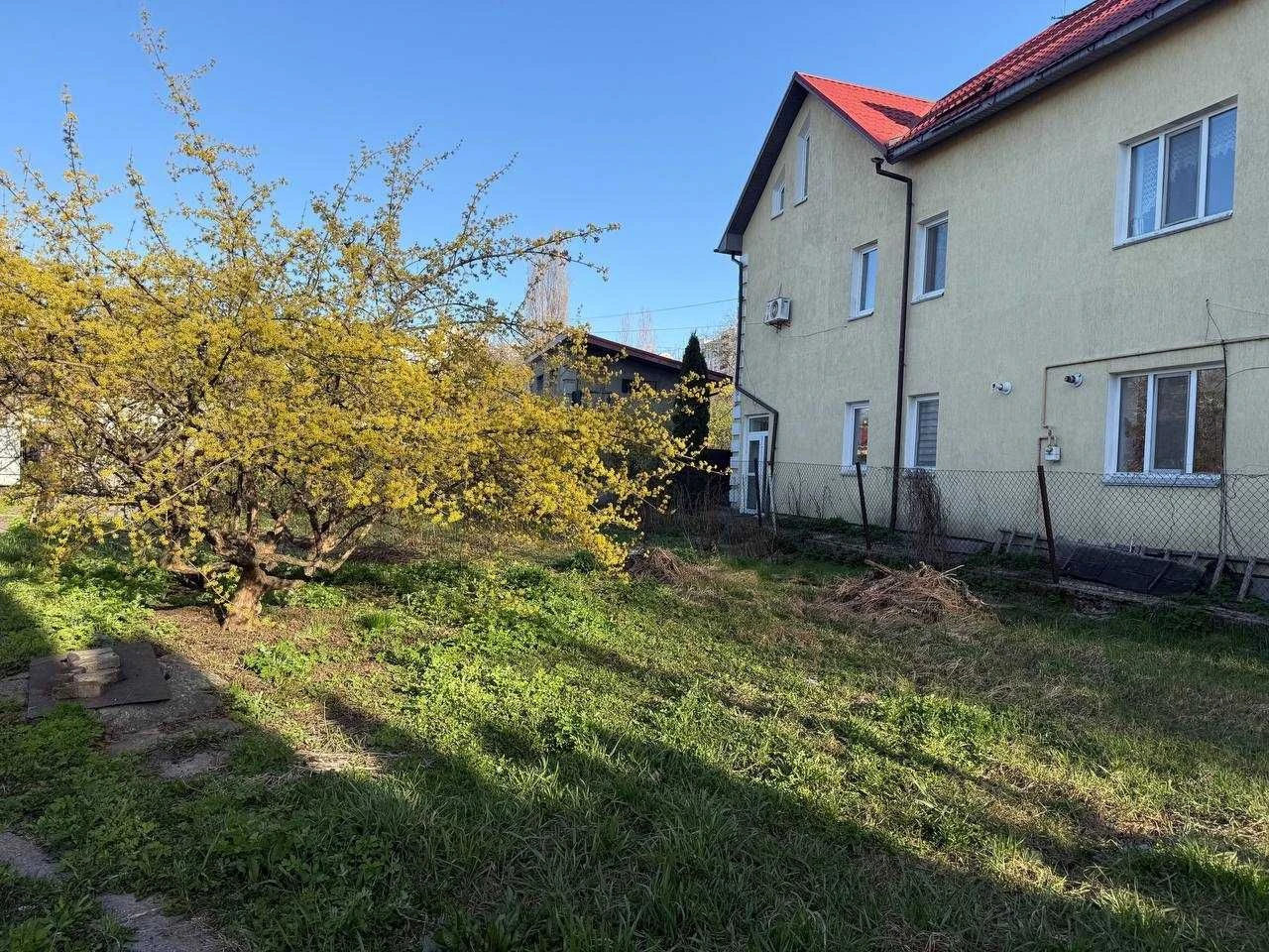 Продаж частини будинку 46м2 2кімнати, 7 соток