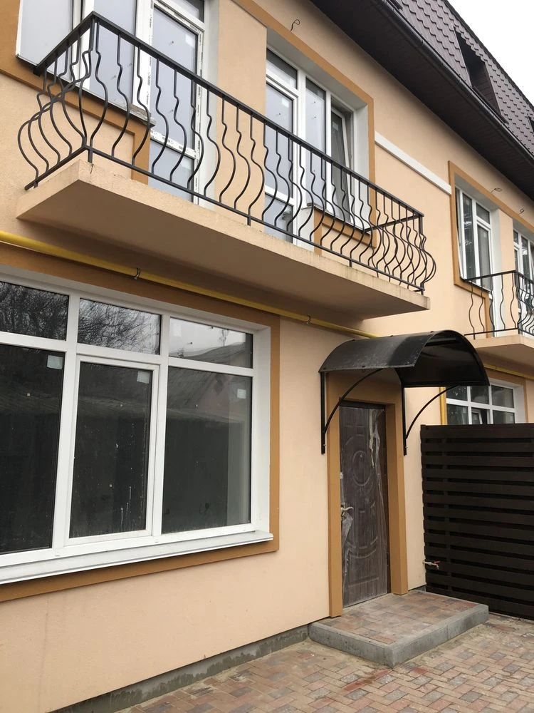 ВІДДІЛ ПРОДАЖУ. Таунхаус центр Вишневого 100м2 керамоблок, Г