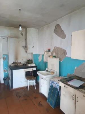 Продається частина будинку 66м2, 3 кімнати, 7 соток землі, ц